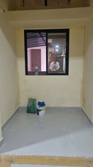 1 BHK Apartment For Rent in Tembhi Naka