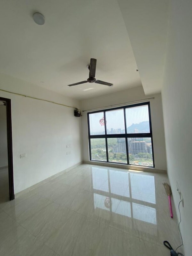 Room, lodha-crown-quality-homes 1 Bedroom 317 Sq.Ft. Apartment In Majiwada Thane 10779665