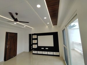Room in 3 BHK Apartment at Patiala Road – for Rent