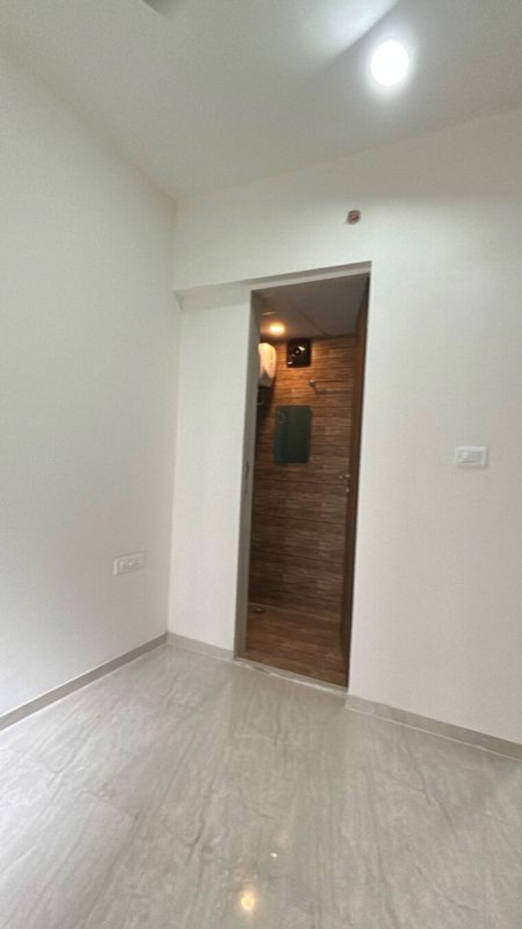 Room, lodha-crown-quality-homes 1 Bedroom 317 Sq.Ft. Apartment In Majiwada Thane 10779683