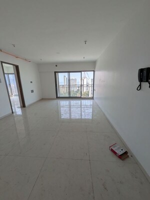 2 BHK Apartment For Rent in Louisandra Apartment, Dadar West