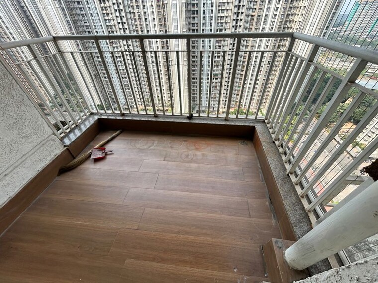 Balcony, lodha-amara 2 Bedroom 781 Sq.Ft. Apartment In Kolshet Road Thane 10779700