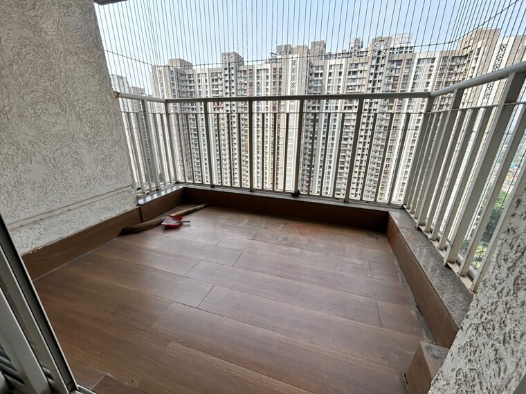 Balcony, lodha-amara 2 Bedroom 781 Sq.Ft. Apartment In Kolshet Road Thane 10779700