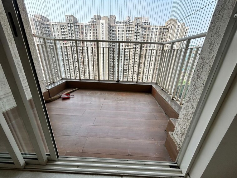 Balcony, lodha-amara 2 Bedroom 781 Sq.Ft. Apartment In Kolshet Road Thane 10779700
