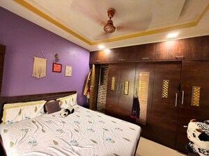 Bedroom in 2 BHK Apartment at Mantri Park, Goregaon East – for Rent