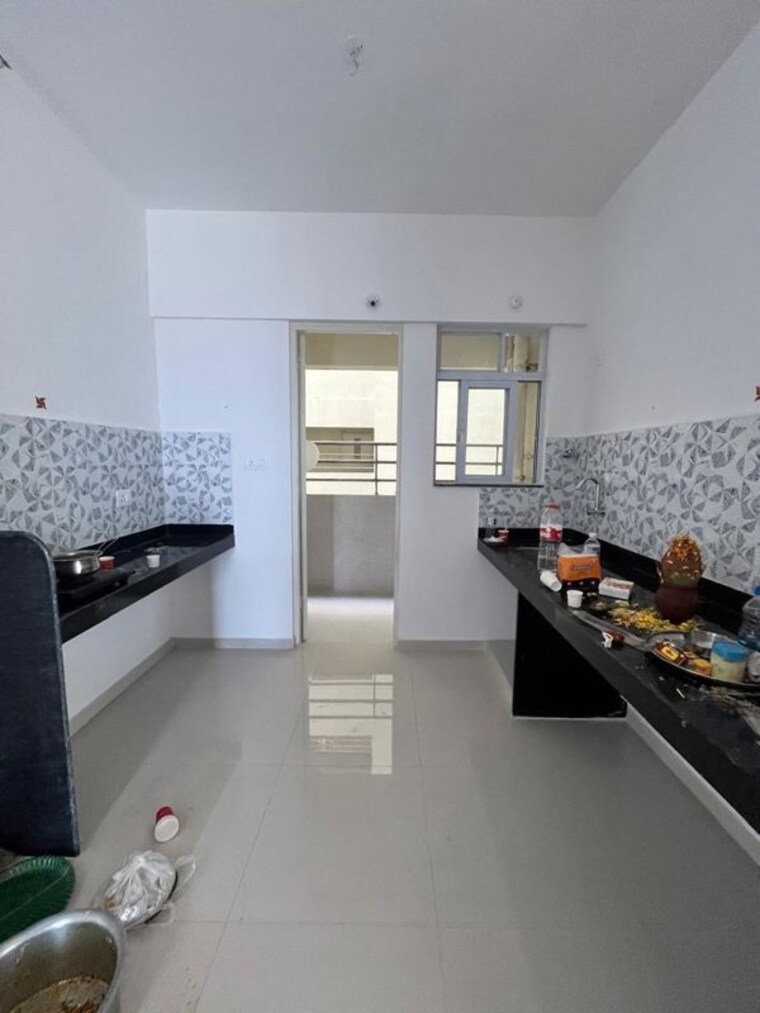 Kitchen, goel-ganga-altus 2.5 Bedroom 950 Sq.Ft. Builder Floor In Kharadi Pune 10779751