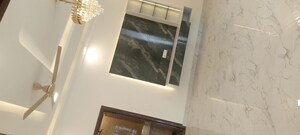 Furnished Amenities in 3.5 BHK Builder Floor at Spring Field, Sector 31 – for Sale