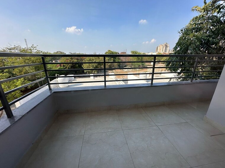 Balcony, dlf-alameda 3 Bedroom 2066 Sq.Ft. Builder Floor In Sector 73 Gurgaon 10779742