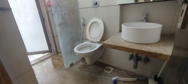 Bathroom, prakriti-towers 2 Bedroom 910 Sq.Ft. Apartment In Goregaon East Mumbai 10779771