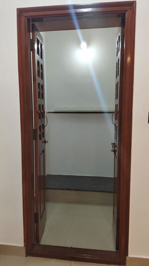 Furnished Amenities in 2 BHK Apartment at Vintage Elite II, Bilekahalli – for Rent