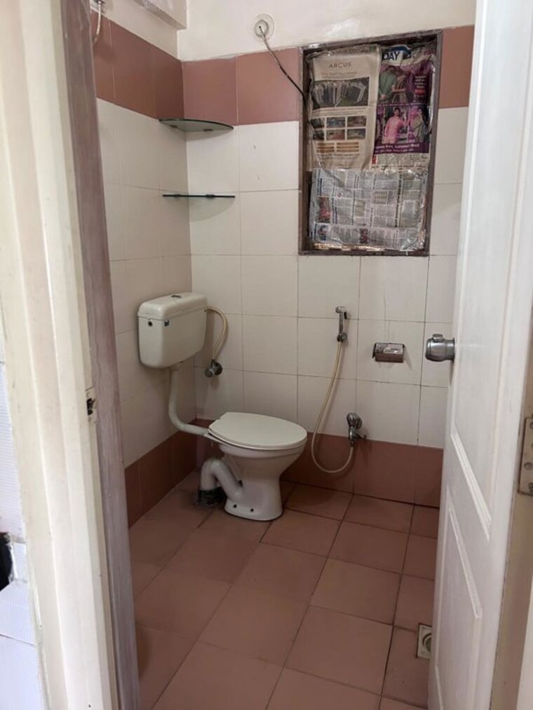 Bathroom, rohan-nilay 2 Bedroom 1110 Sq.Ft. Apartment In Aundh Pune 10779807