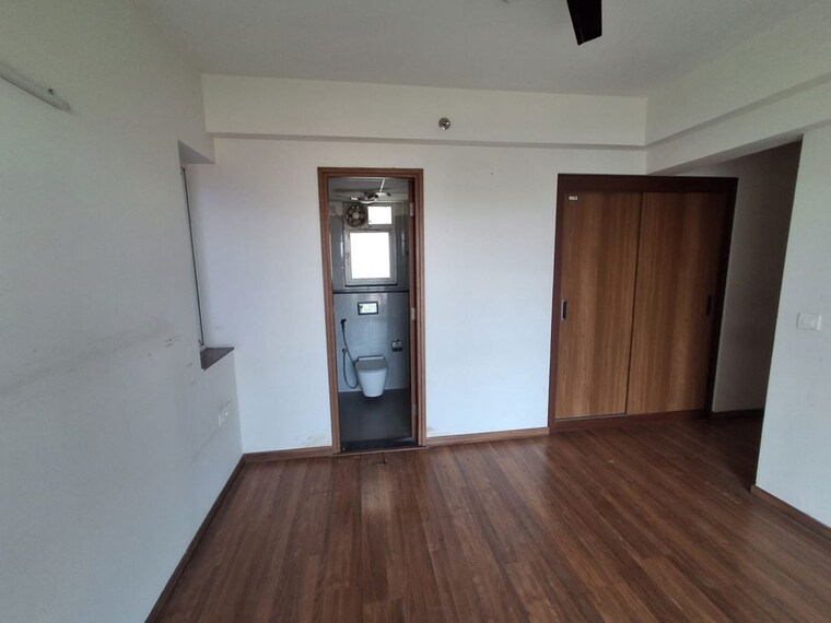 Room, godrej-woods 2.5 Bedroom 1565 Sq.Ft. Apartment In Sector 43 Noida 10777752