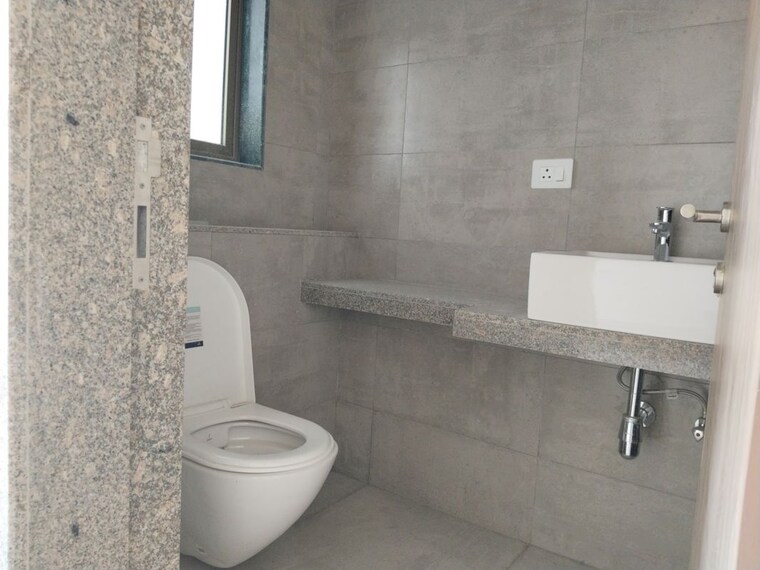 Bathroom, birla-vanya 3 Bedroom 877 Sq.Ft. Apartment In Kalyan West Thane 10779802
