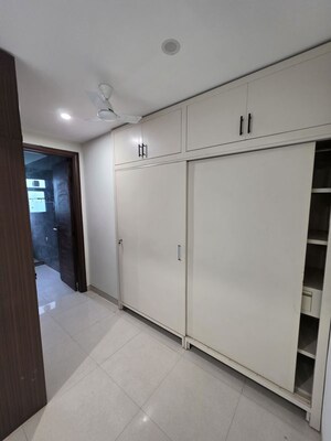 Furnished Amenities in 3 BHK Builder Floor at Sector 57 – for Rent