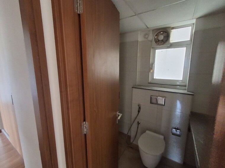 Bathroom, habitat-44 5 Bedroom 240 Sq.Mt. Independent House In Sector 44 Noida 10779854