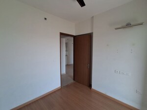 Room in 5 BHK Independent House at Habitat 44, Sector 44 – for Rent