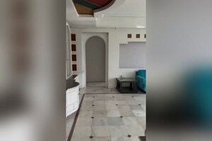 Hall in 3 BHK Apartment at Resham Apartments, Andheri West – for Rent