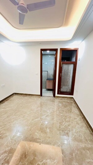 Room in 3 BHK Builder Floor at Rajpur – for Sale