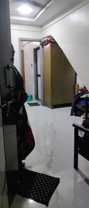 Furnished Amenities in 2 BHK Apartment at Rekhi Sai Tulip, Ghansoli – for Rent