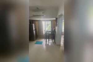 3 BHK Apartment – Entrance View at Yashwant CHS, Andheri West - for Rent
