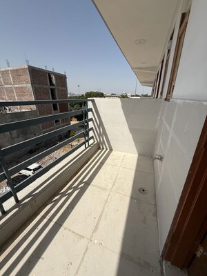 Staircase in 2 BHK Builder Floor at Ansal Plaza Sector-23, Sector 23 – for Rent