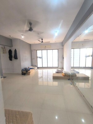 3.5 BHK Apartment For Rent in Lotus Lotus Link Square, Malad West