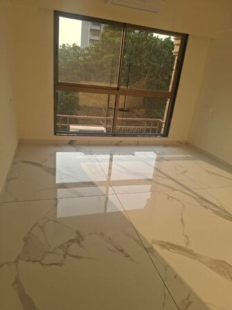 1 BHK Apartment For Rent in Rajkamal Heights in Parel, Mumbai