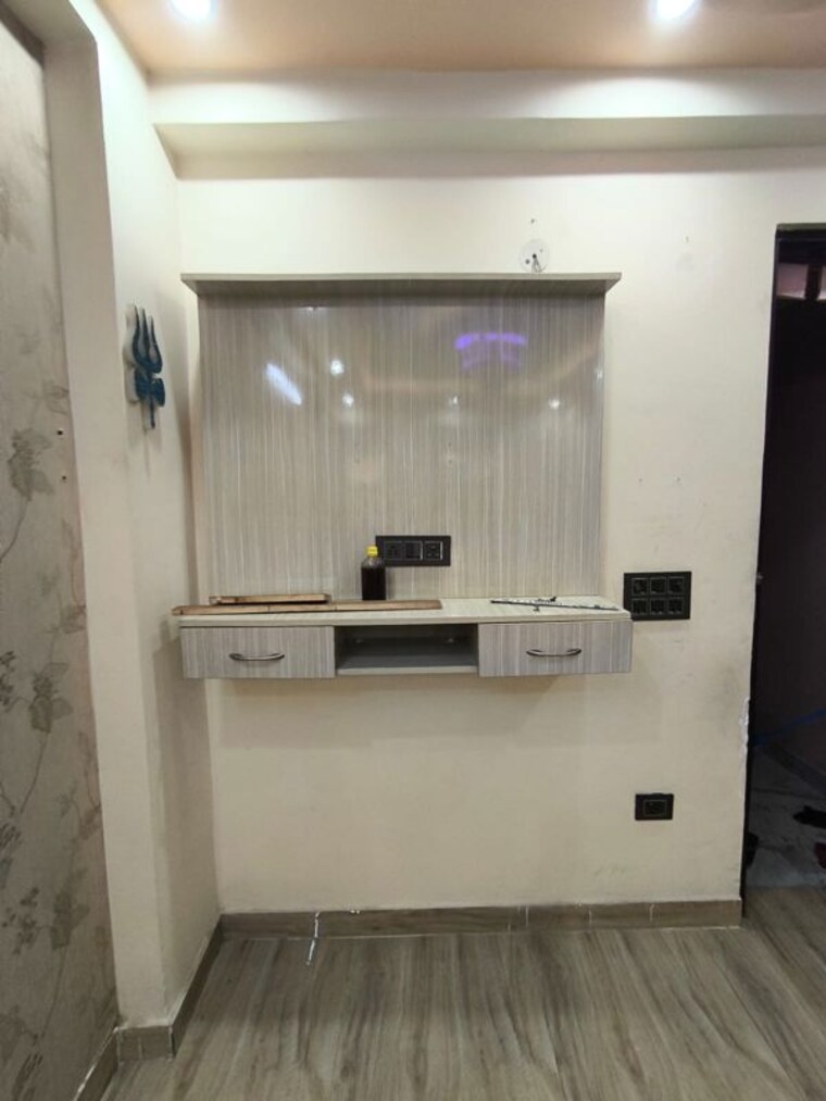 Bathroom, baraula 2 Bedroom 900 Sq.Ft. Builder Floor In Baraula Noida 10779930