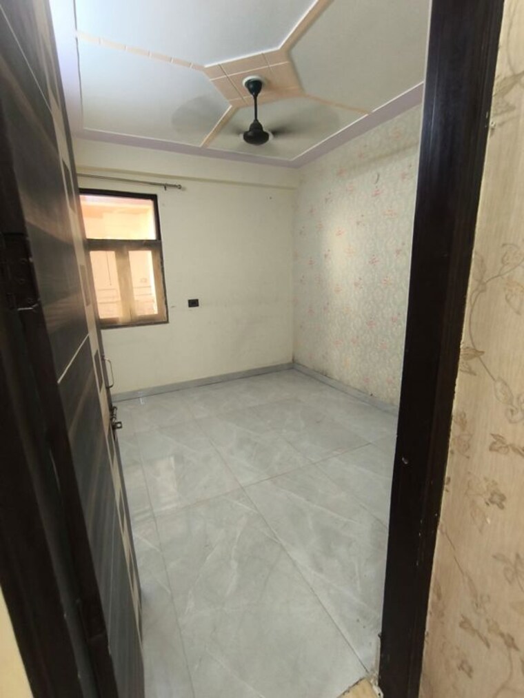 Bathroom, baraula 2 Bedroom 900 Sq.Ft. Builder Floor In Baraula Noida 10779930