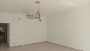 Room in 3 BHK Apartment at Emaar The Palm Drive-The Premier Terraces, Sector 66 – for Rent