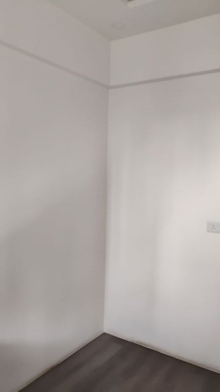 Other, sultanpur road Commercial Office Space 950 Sq.Ft. In Sultanpur Road Lucknow 10779967