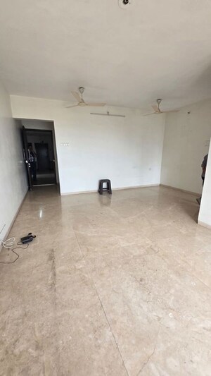 Room in 2 BHK Apartment at Dosti Group Imperia, Manpada – for Sale