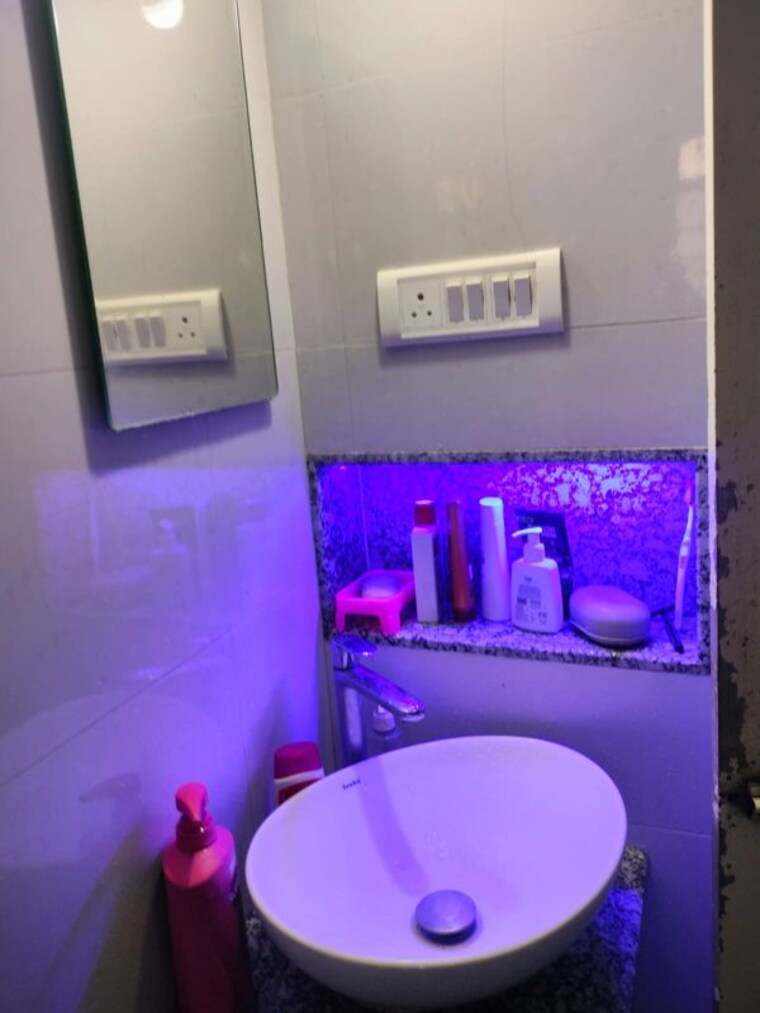 Bathroom, swagat-majas-madhu-chs-ltd 1 RK 180 Sq.Ft. Apartment In Andheri East Mumbai 10780036