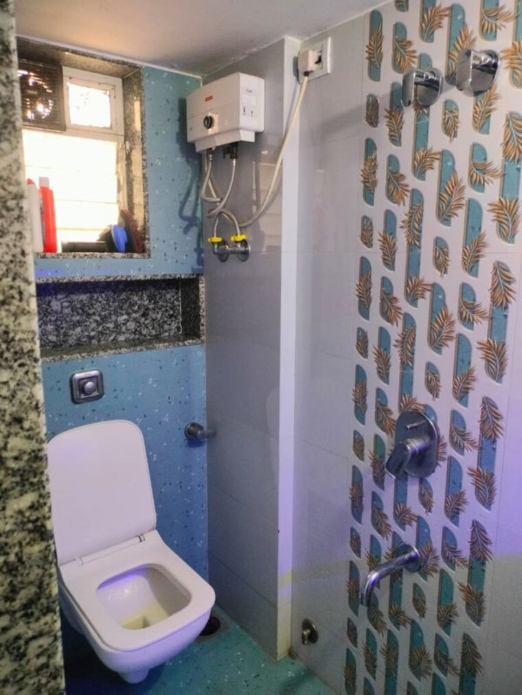 Bathroom, swagat-majas-madhu-chs-ltd 1 RK 180 Sq.Ft. Apartment In Andheri East Mumbai 10780036