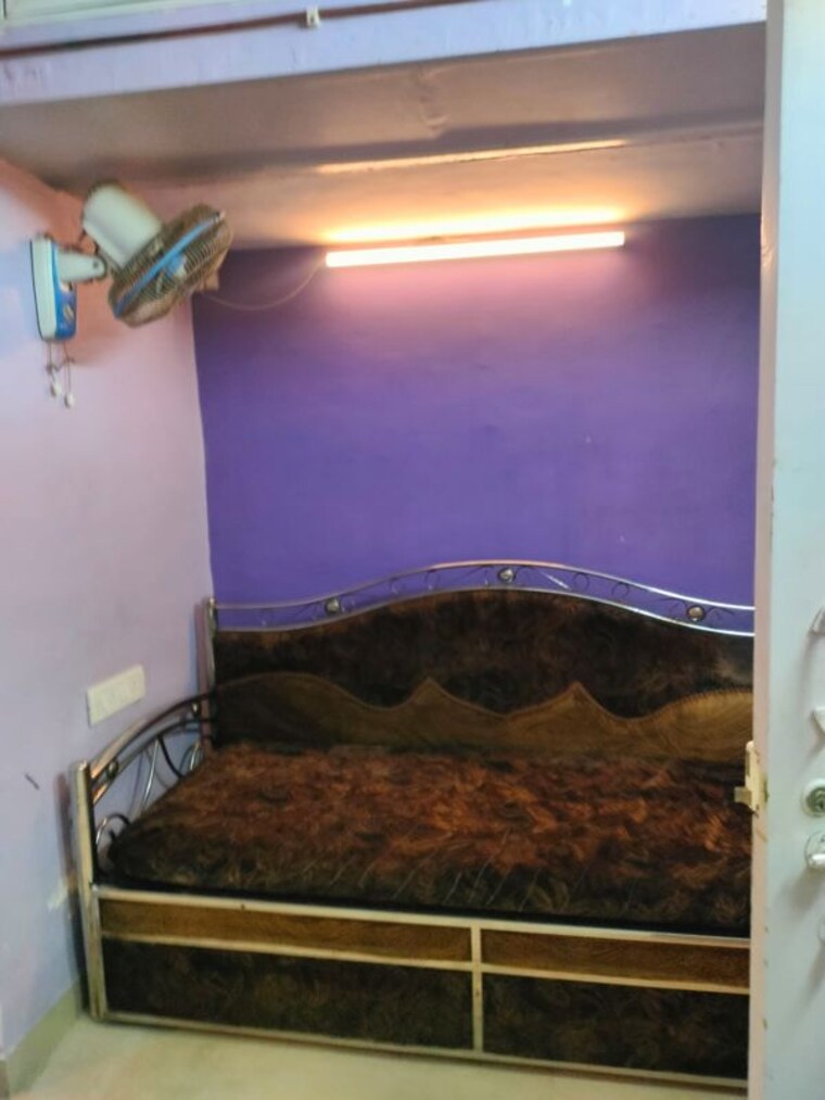Bedroom, swagat-majas-madhu-chs-ltd 1 RK 180 Sq.Ft. Apartment In Andheri East Mumbai 10780036