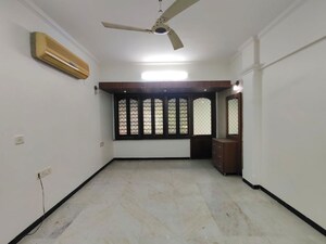 Room in 4 BHK Villa at Hiranandani Gardens Eden Bungalows, Powai – for Rent