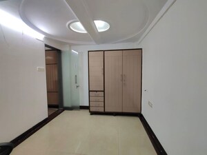 Room in 4 BHK Villa at Hiranandani Gardens Eden Bungalows, Powai – for Rent