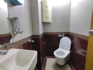 Bathroom in 4 BHK Villa at Hiranandani Gardens Eden Bungalows, Powai – for Rent