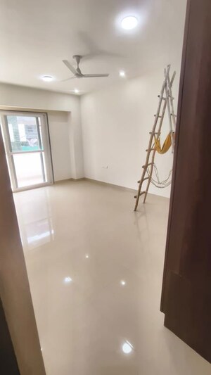 Room in 2 BHK Builder Floor at Sector 23 – for Rent
