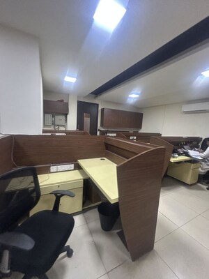  Office Space For Sale in Neelam Center, Worli