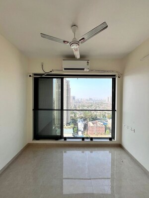 Room in 2 BHK Apartment at Dosti Eastern Bay, Wadala – for Sale