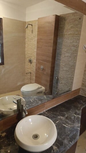 Bathroom in 2 BHK Builder Floor at Sector 57 – for Sale