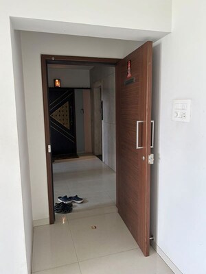 Room in 3 BHK Apartment at Kakkad Madhukosh, Balewadi – for Rent