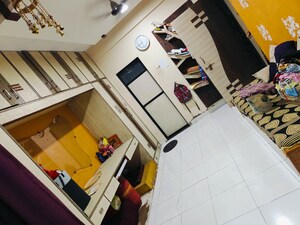 Room in 3 BHK Apartment at Hari Mahal CHS, New Panvel East – for Sale