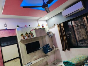 Furnished Amenities in 3 BHK Apartment at Hari Mahal CHS, New Panvel East – for Sale