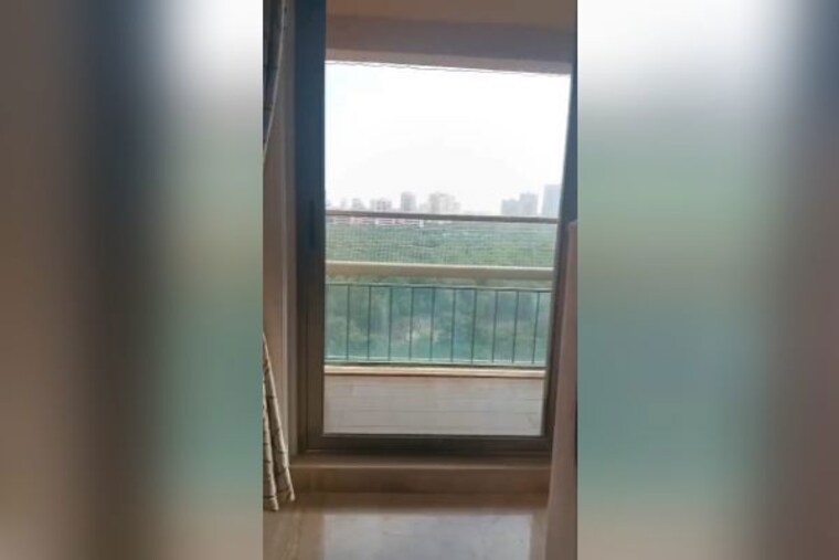 Balcony, oberoi-sky-gardens 4 Bedroom 2800 Sq.Ft. Apartment In Andheri West Mumbai 10780156