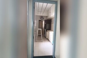 Building Lobby in 4 BHK Apartment at Oberoi Sky Gardens, Andheri West – for Rent