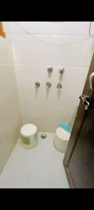 Bathroom in Studio Apartment at Sector 16b Dwarka – for Rent