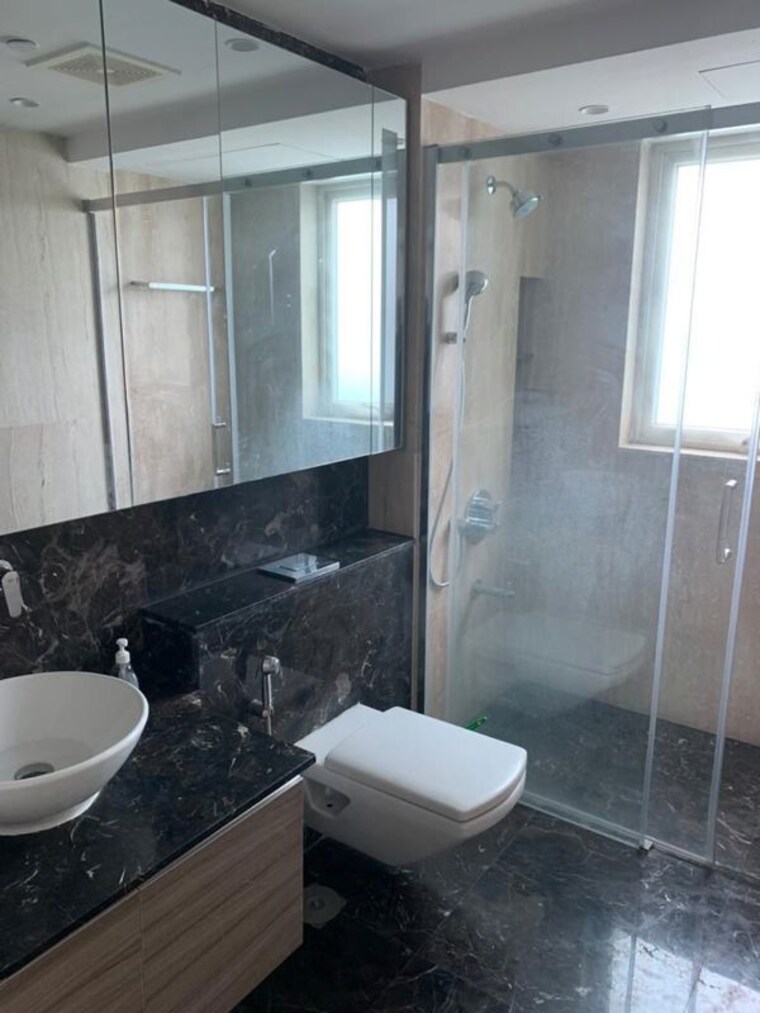 Bathroom, dlf-the-crest 4 Bedroom 3497 Sq.Ft. Apartment In Sector 54 Gurgaon 10780166