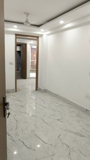 1 BHK Apartment For Rent in Saket